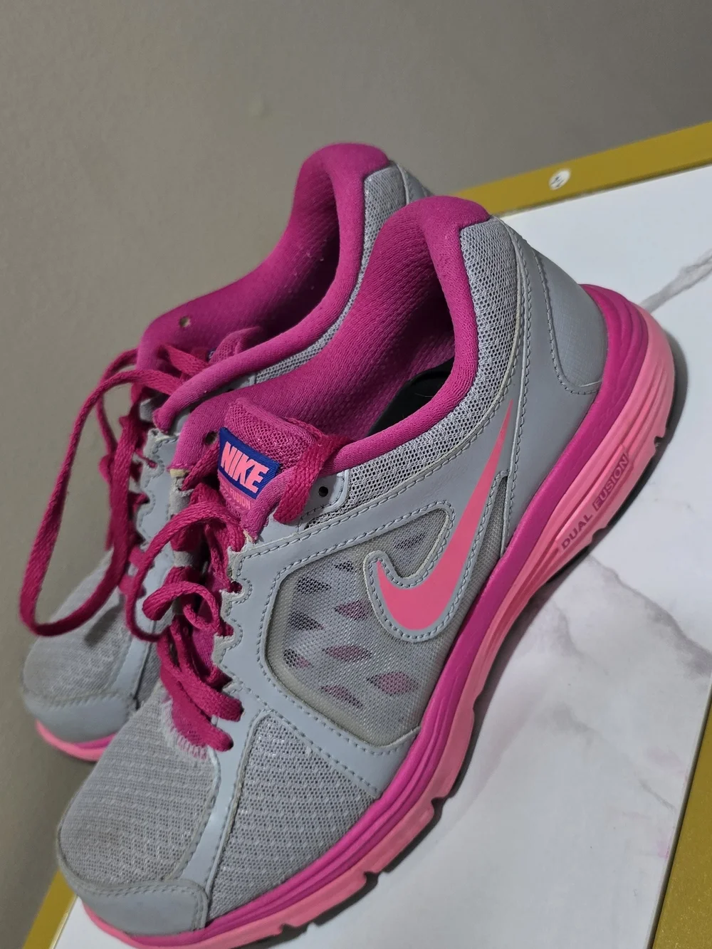 Nike Women’s Pink & Gray Running Shoes - Picture 3 of 8